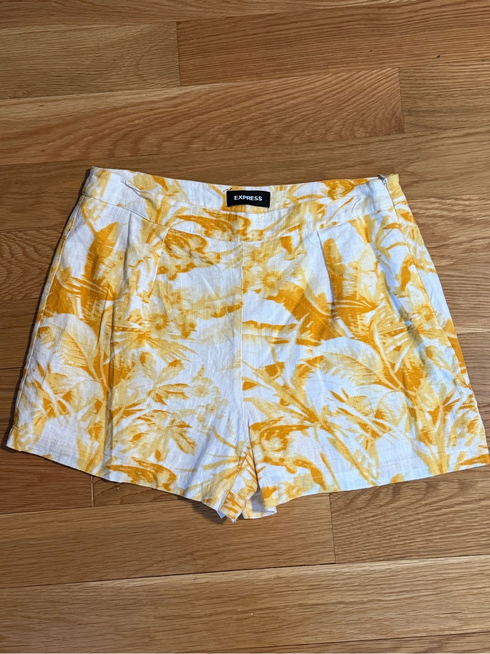 Express White and Yellow Floral High-Rise Shorts